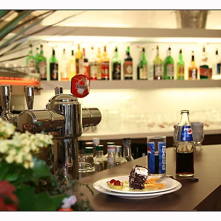 密拉蒙酒店 酒店 4*