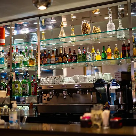 Miramont מלון 4*